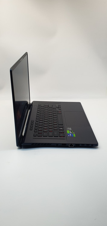 [최저가]ASUS 16인치 게이밍노트북 G16(i9-13th/4070/램32GB/1TB/QHD/240Hz)--3