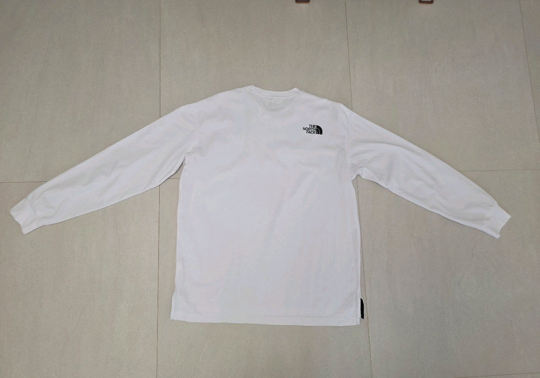 노스페이스 흰색 긴팔 티셔츠 XL 105 이미지