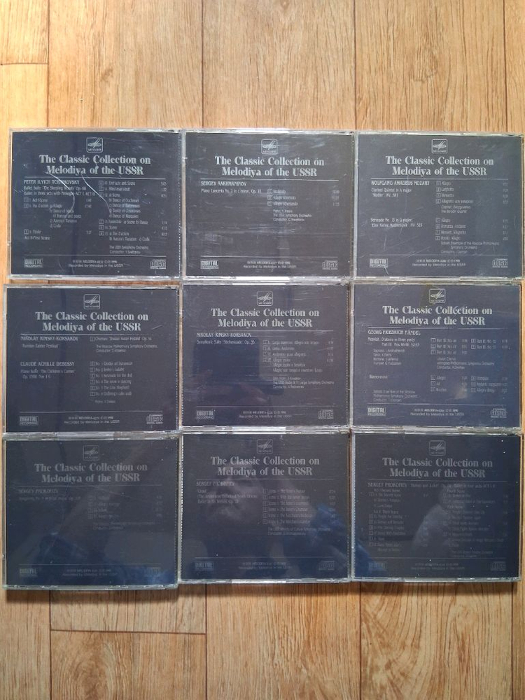 멜로디야(Melodiya)에서 발매된 USSR 클래식 CD 컬렉션.37장.CD상태 좋아요. 아래글 참고하세요 이미지