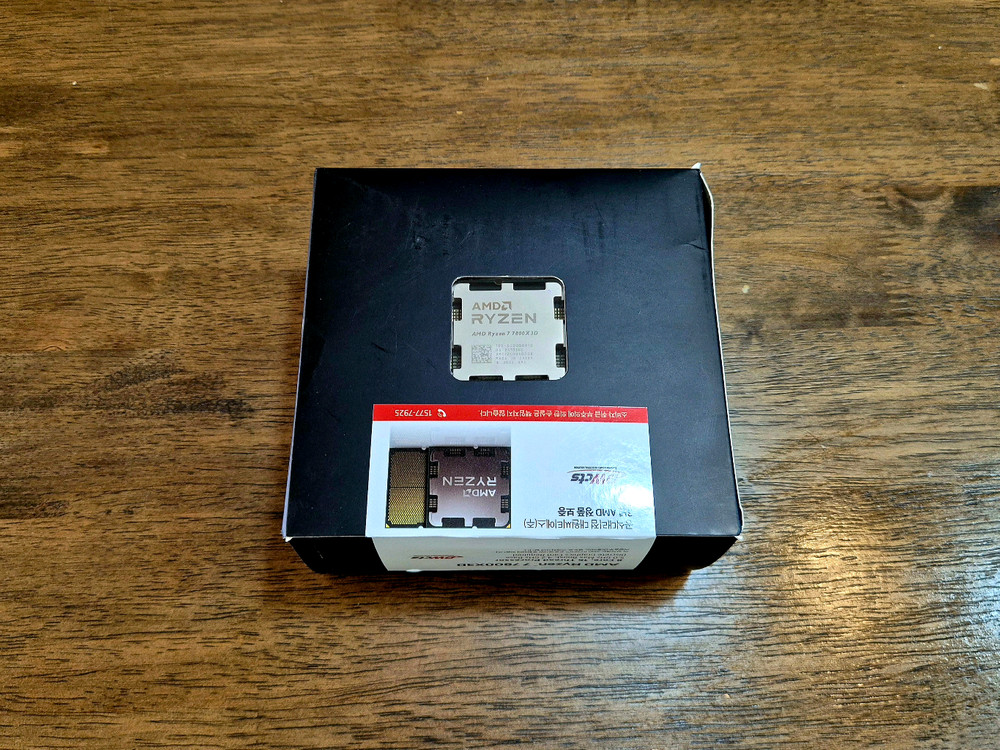 AMD Ryzen 7 7800X3D 판매합니다.--0