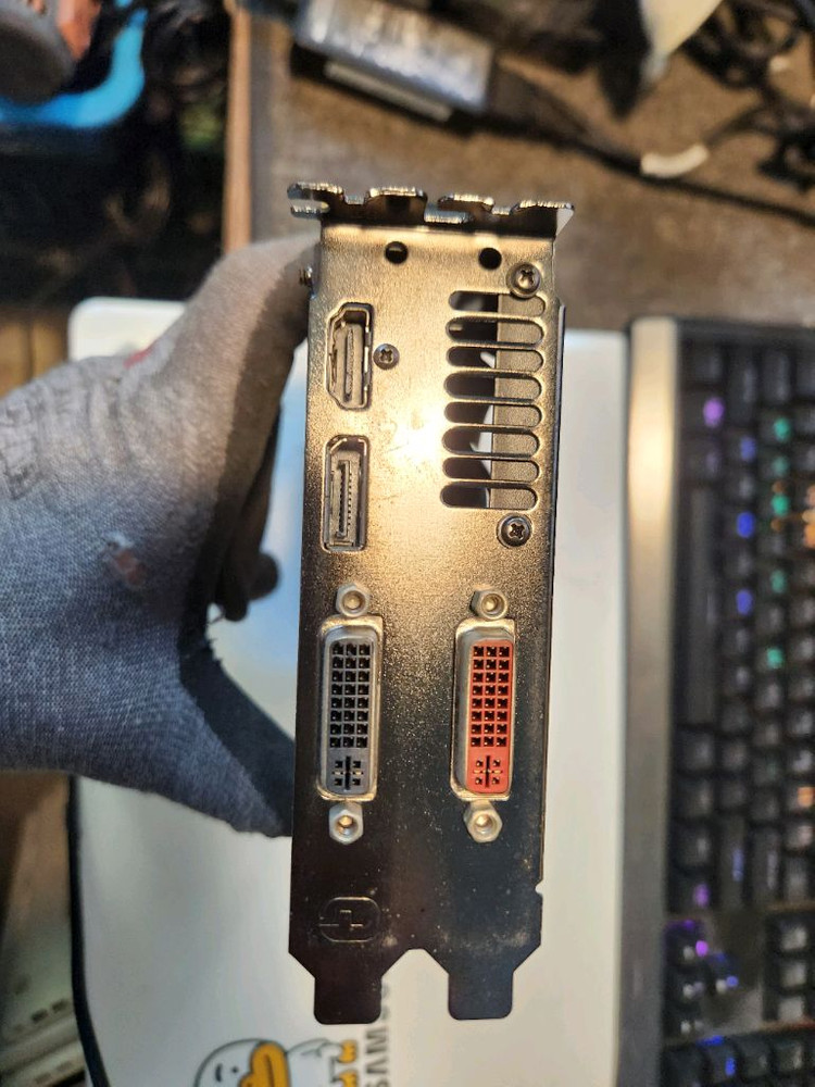 그래픽<76>R9 270x 4g 이미지