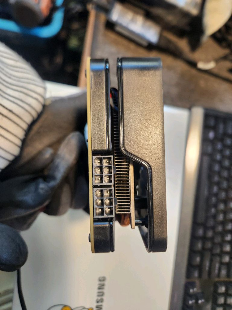 그래픽<76>R9 270x 4g 이미지