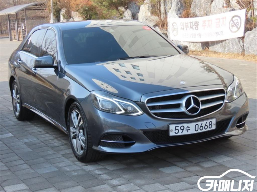 [벤츠]E-클래스 W212 E220 블루텍 아방가르드 (5인승) #3월급매 이미지
