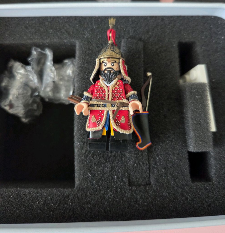 핸디하로 이순신 장군복 판매합니다 이미지