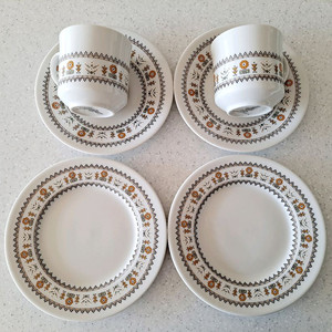 로얄 덜튼 영국 컵 접시 6개 일괄 이미지