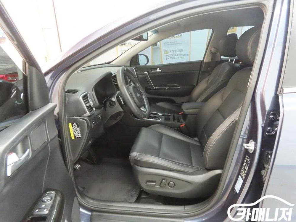 [기아]스포티지 4세대 (QL) 디젤 2.0 2WD 노블레스 플러스 #3월급매 이미지