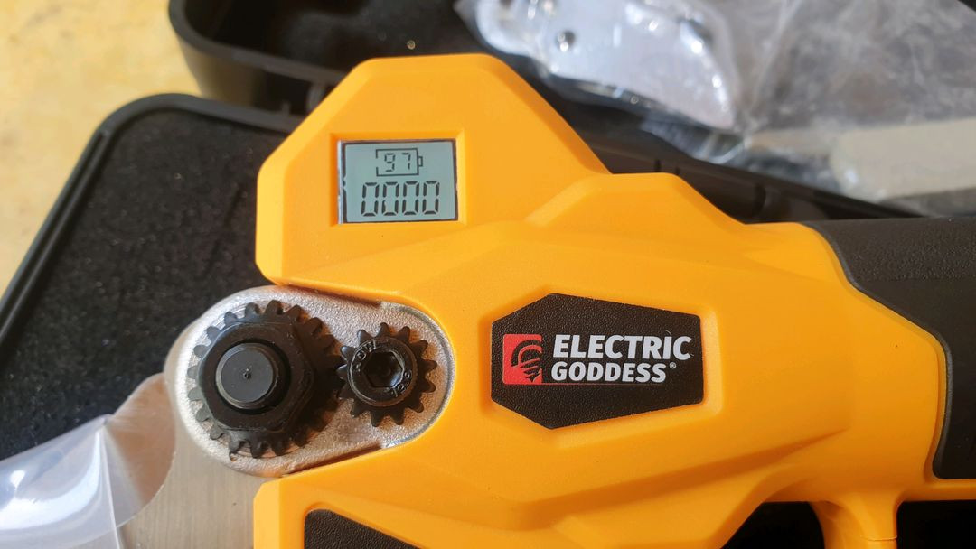 고급형 전동 전지가위 세트 이미지