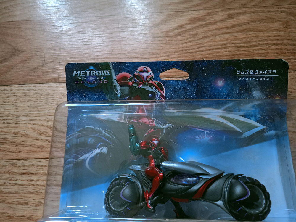 메트로이드 프라임 아미보 셋트팝니다.--2