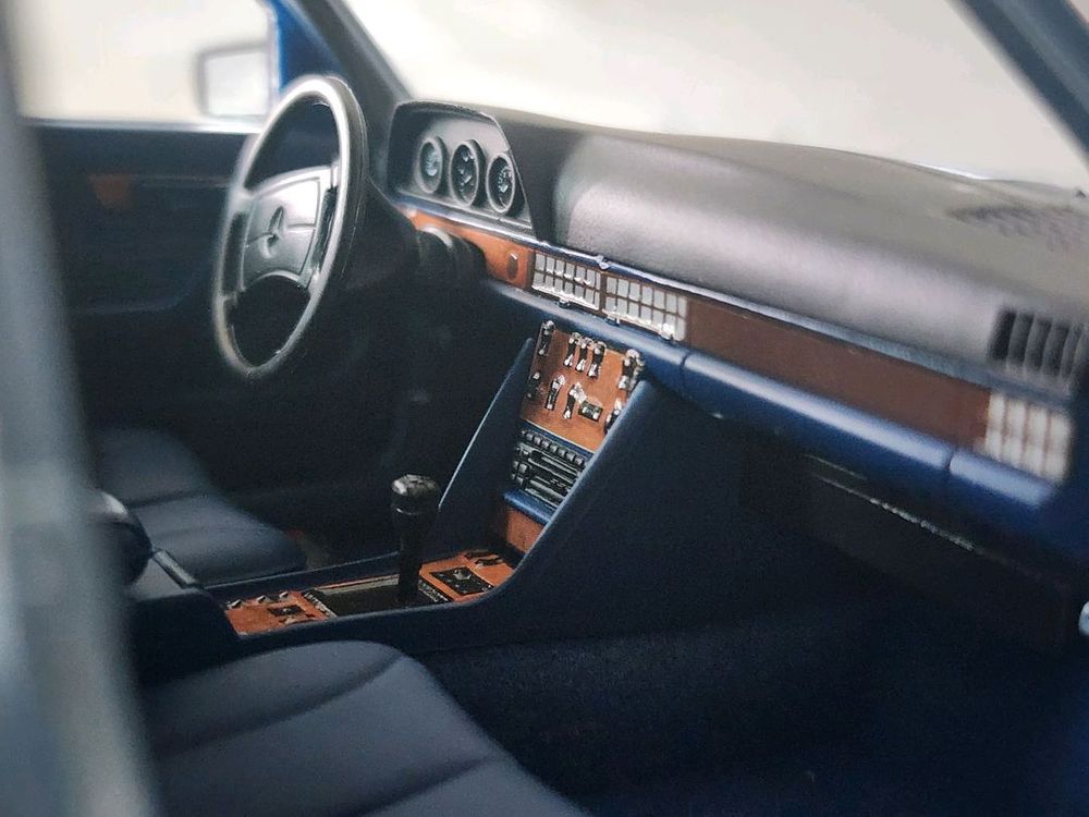 1:18 노레브 벤츠 W126 560SEL 블루 다이캐스트 이미지