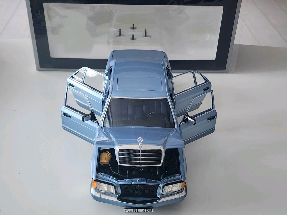 1:18 노레브 벤츠 W126 560SEL 블루 다이캐스트 이미지