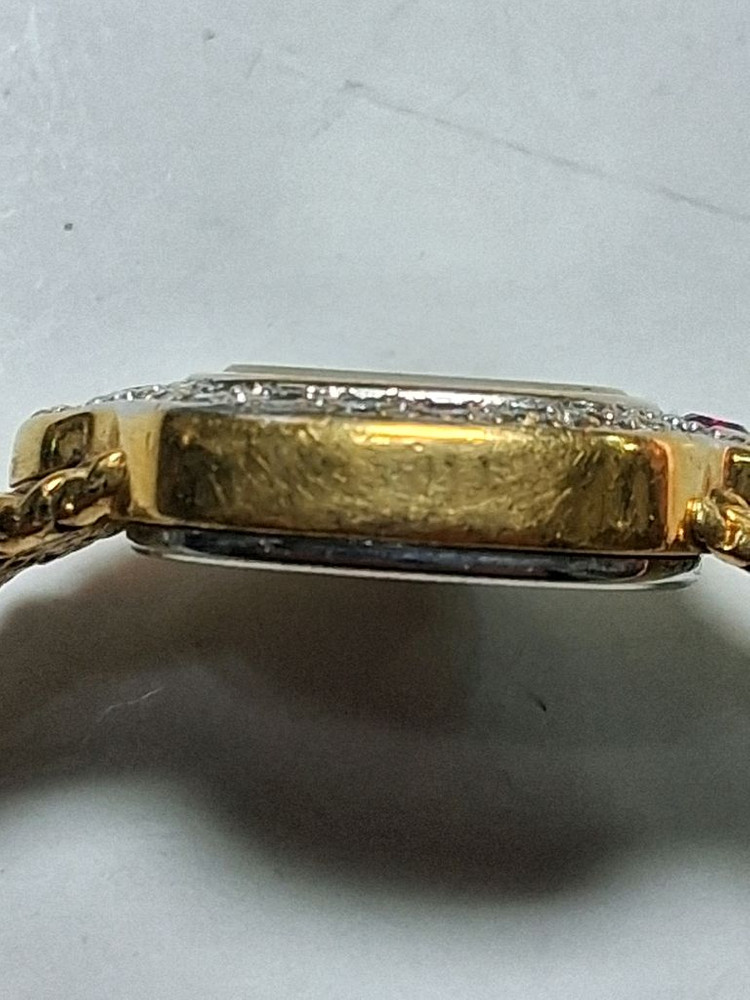 라도 여자용 시계 입니다 이미지