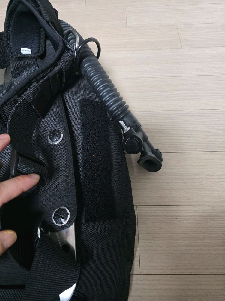 스쿠버다이빙 BCD 백플레이트 이미지