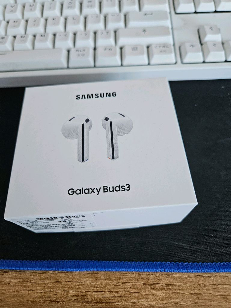 갤럭시버즈3 화이트 새상품팝니다 이미지