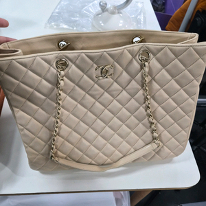 샤넬 타임리스 백 베이지 21년구매