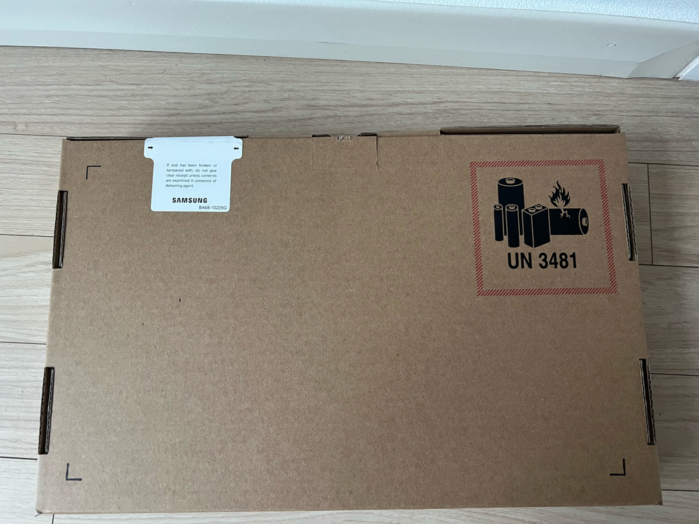 삼성 갤럭시북5 프로 14인치 노트북 i7 노트북 미개봉 새것 판매합니다--0