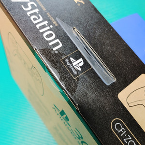 PS5, 30주년 듀얼센스, 미개봉