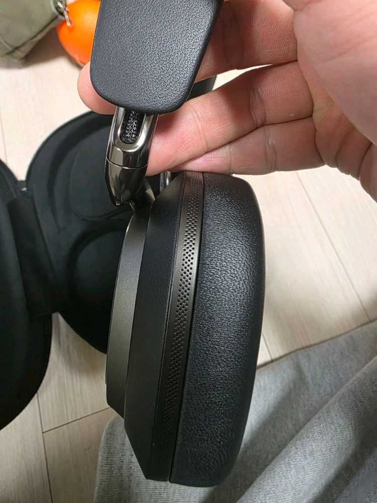 바워스앤윌킨스 px8 s2 오닉스블랙 이미지