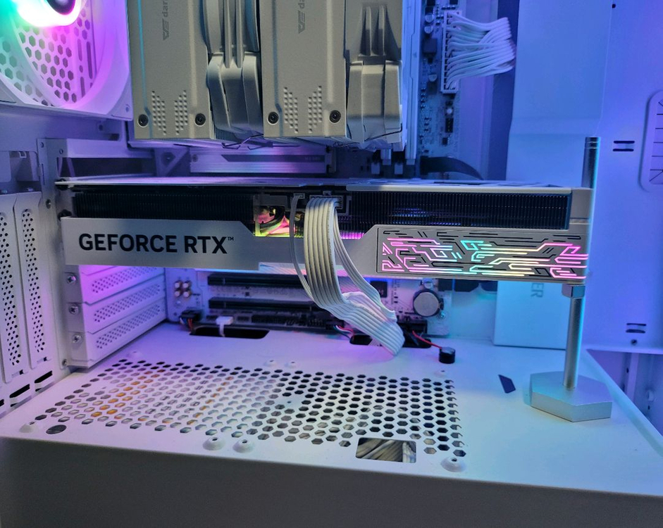 동탄직거래_pc본체 7800x3d, 32gb, 5080, 850w, 4TB(2+1+1) 이미지