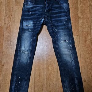 (정품,새옷수준) 디스퀘어드2 남성 데미지 워싱 페인팅 스판 청바지,33인치