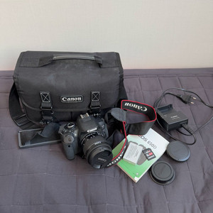 [정품/신품급] 캐논 EOS 650D DSLR / 유튜브 입문용 추천 / 전용가방포함 이미지