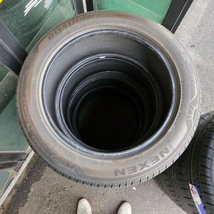 255/50R20 넥센 로디안 gtx 타이어 이미지