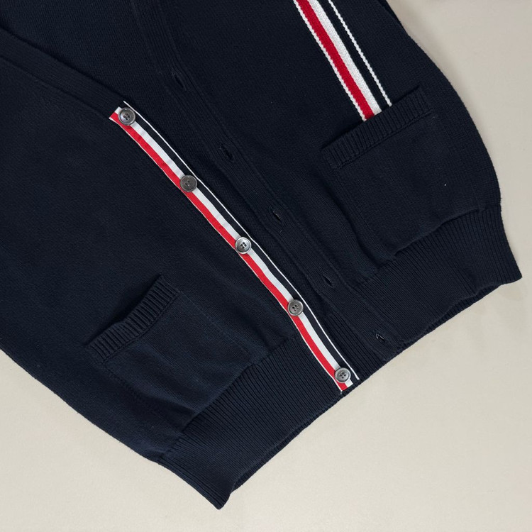 [3]톰브라운 RWB 스트라이프 인타르시아 가디건 이미지