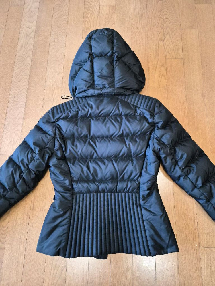 (정품) 프라다 삼각로고 후드 숏패딩 (명품 여성 점퍼 자켓) 이미지