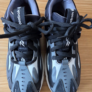 리복 DMX 1200 235사이즈