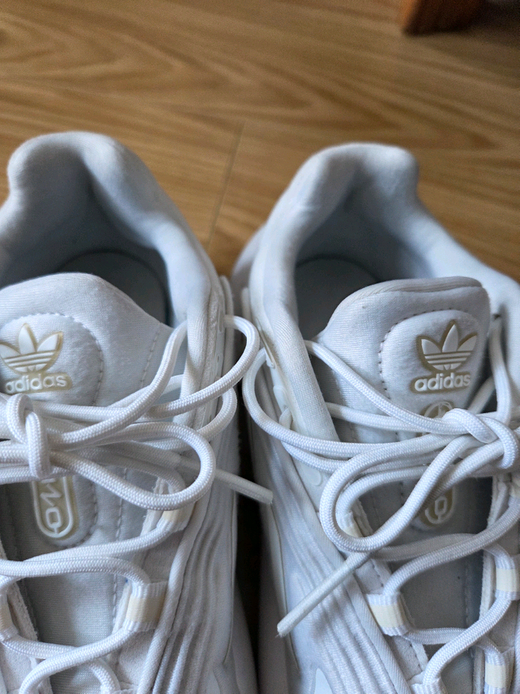 아디다스 오젤리아 230~235사이즈--1