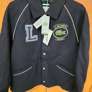 새상품 라코스테 코치 자켓 팝니다. 정가 63.9만원