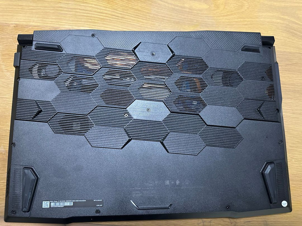 MSI 17인치 QHD 240Hz i9-13900H RTX4070 게이밍 노트북 이미지