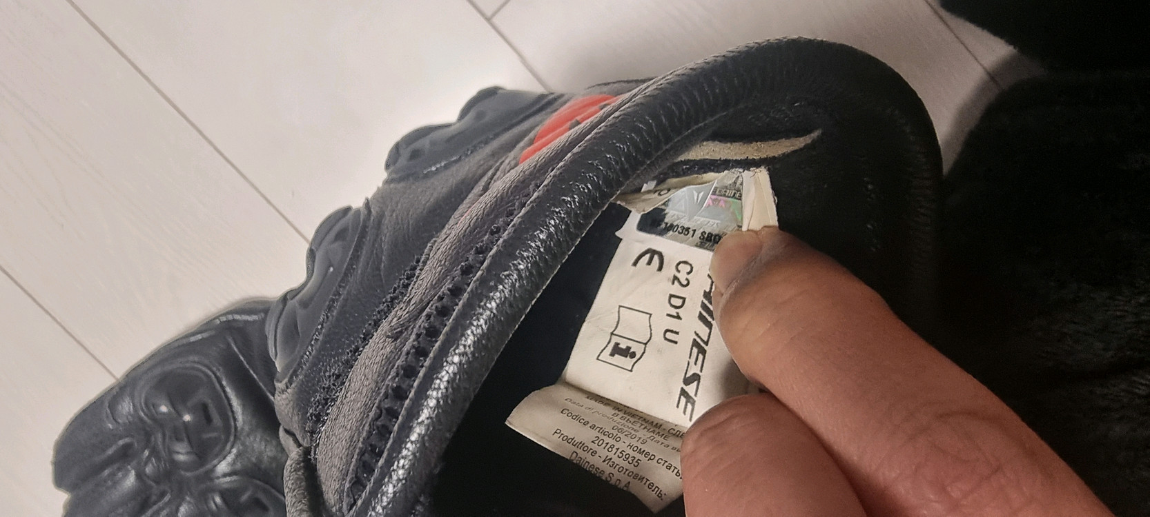 다이네즈 미그 가죽장갑 판매합니다--2