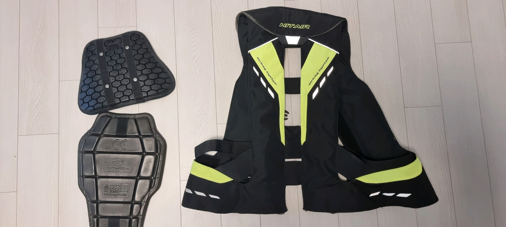 히트에어 에어백조끼 풀옵션 팔아요--2