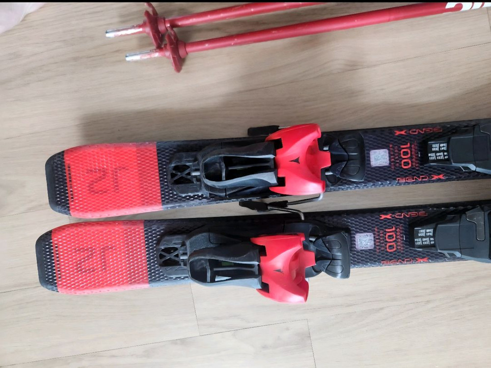 아토믹 주니어 스키 세트 팝니다 이미지