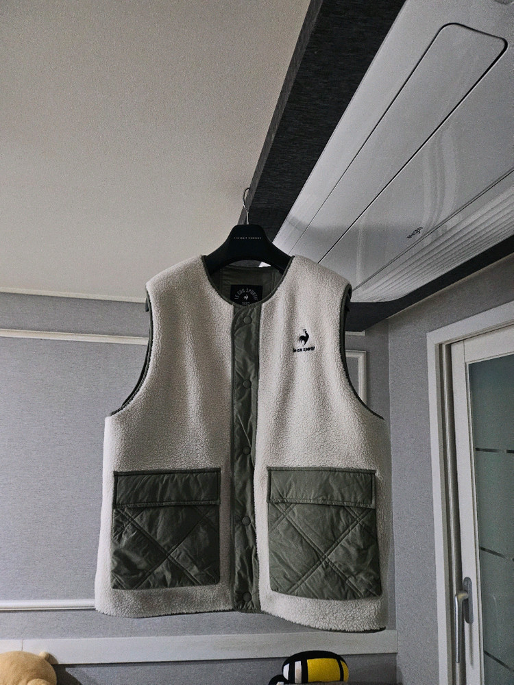 [거의 새것] 르꼬끄 리버서블 양면 퀼팅 패딩 조끼 베스트--2