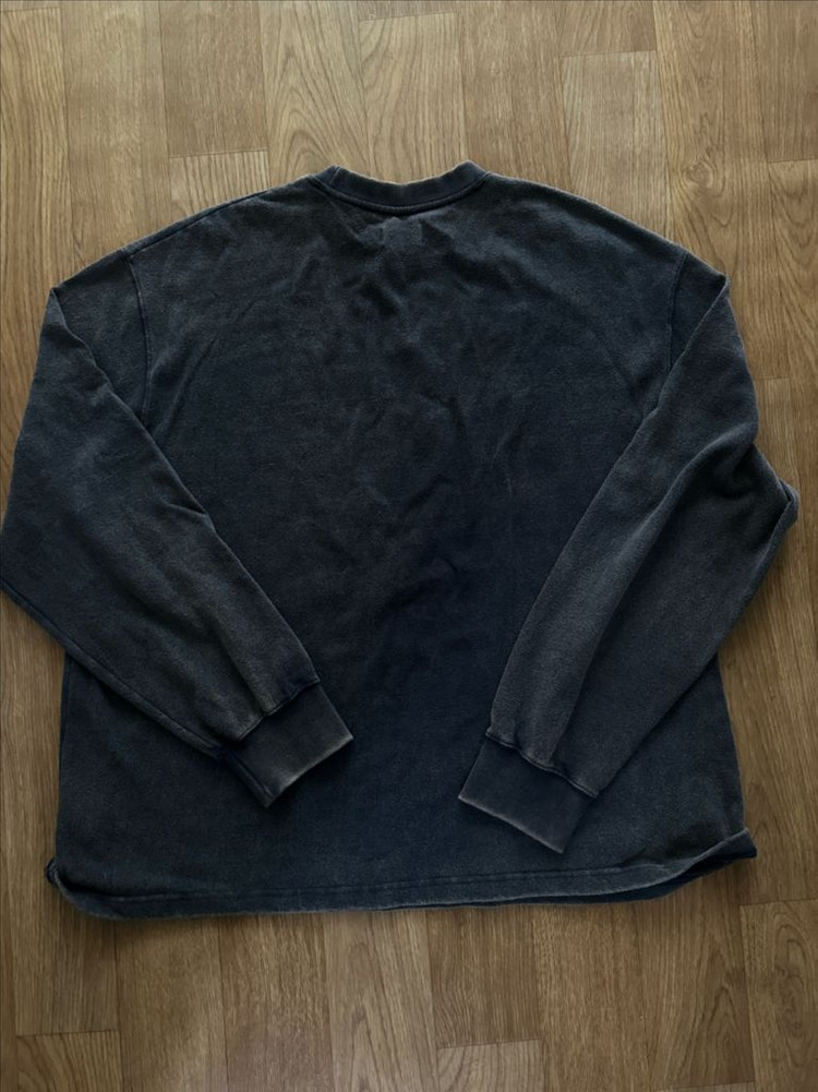 노앙 러블리 슬리브리스 티셔츠 차콜 이미지