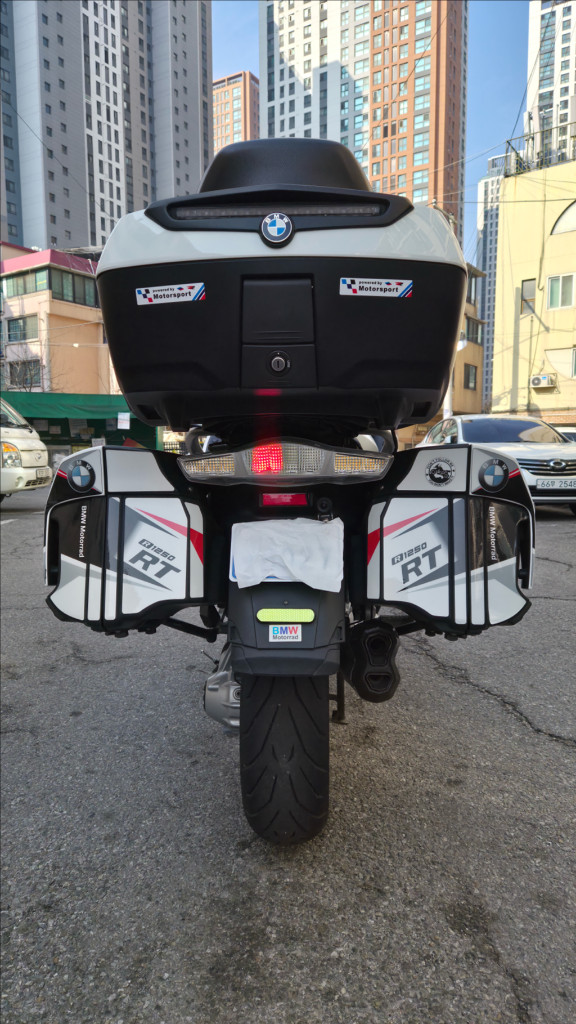 BMW R1250RT 오토바이 판매합니다--2