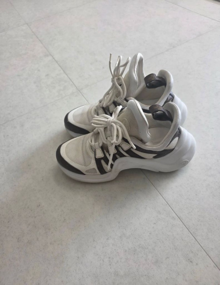 루이비통 아치라이트 36.5 (245) 정품 이미지