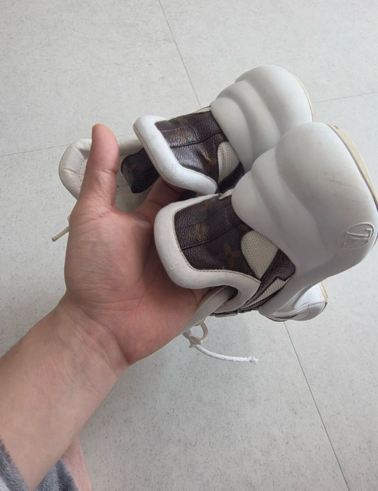 루이비통 아치라이트 36.5 (245) 정품 이미지