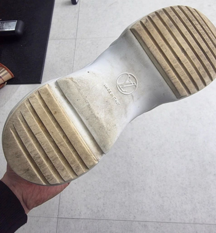 루이비통 아치라이트 36.5 (245) 정품 이미지