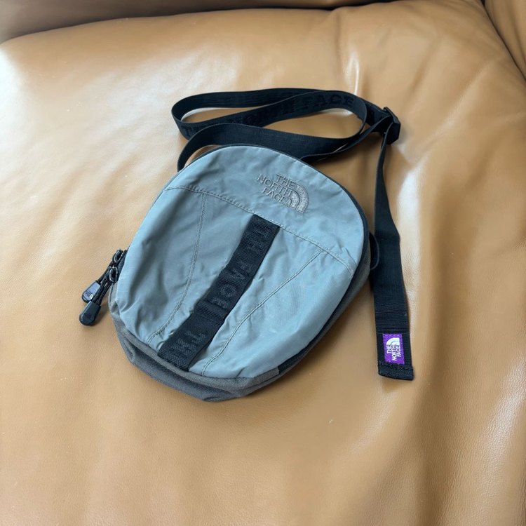 나나미카 노스페이스 퍼플라벨 샤코슈 크로스백 가방 그레이 이미지