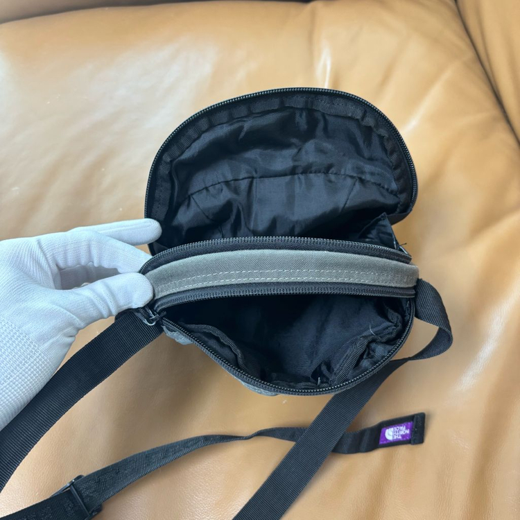 나나미카 노스페이스 퍼플라벨 샤코슈 크로스백 가방 그레이 이미지