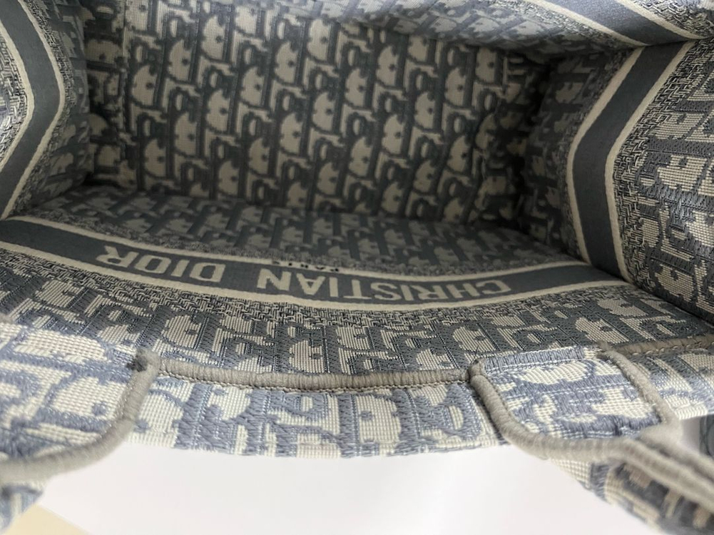 디올 북토트 새제품 토트백 이미지