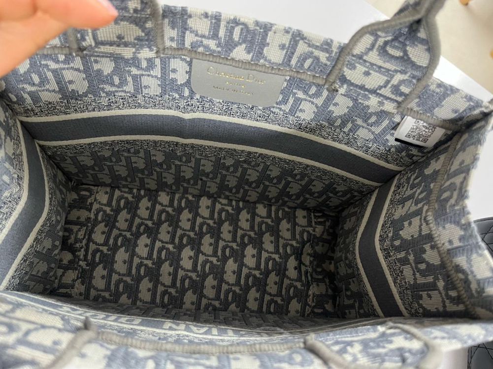 디올 북토트 새제품 토트백 이미지