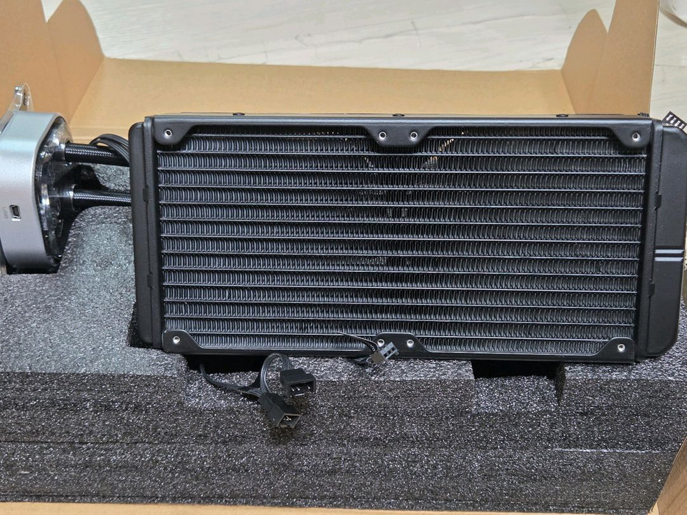 EVGA CLC 240MM CPU liquid cooler, 수냉 쿨러 이미지