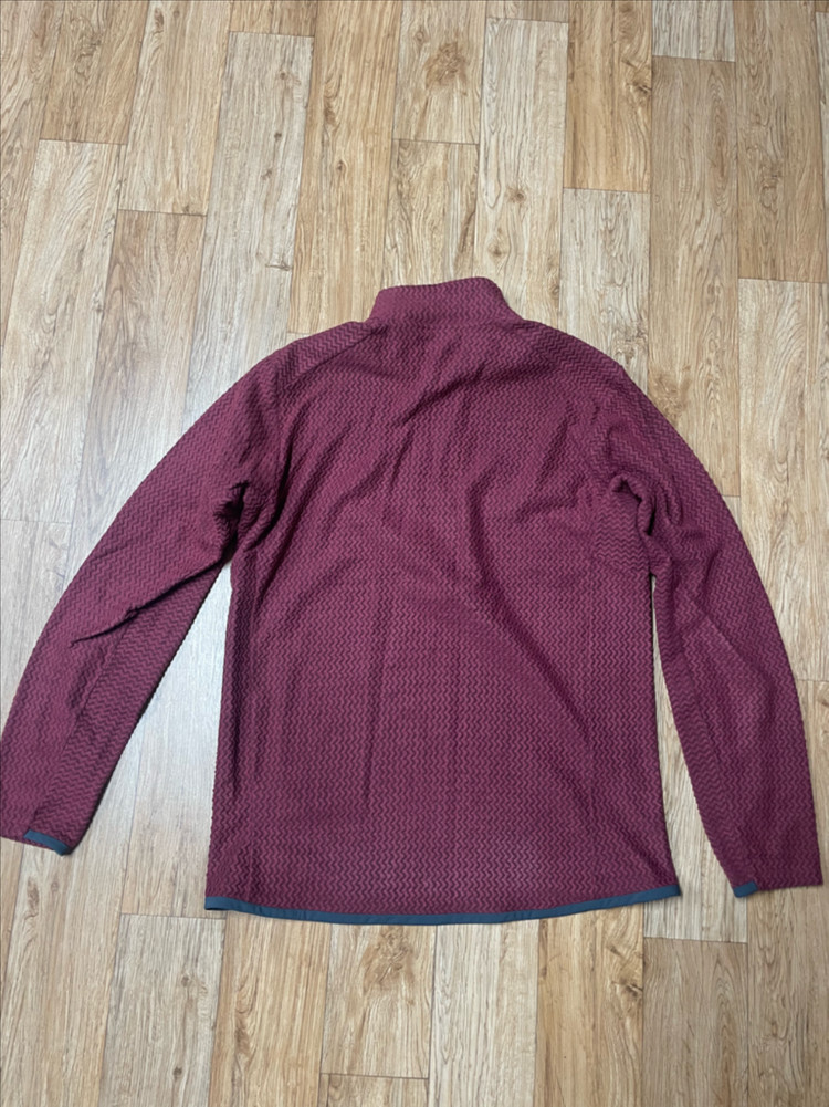 파타고니아 r1에어 짚넥 m--1