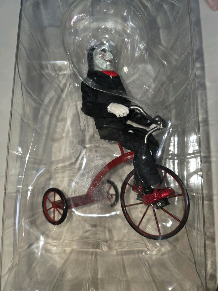 [우체국택배/핫토이x]공식 정품 라이센스 호러 피규어 쏘우 빌리 자전거 1/6스케일--4
