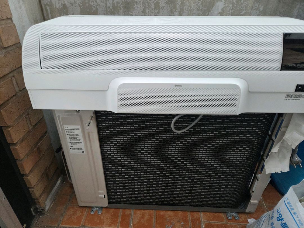 삼성 벽걸이 무풍에어컨 팝니다 AR07A9170HAN 이미지