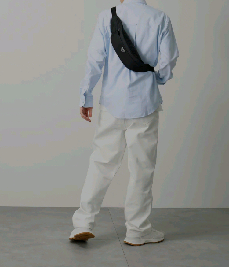 프라다 벨트백 힙색크로스백숄더백테수토호보백가방백팩구찌루이비통디올샤넬생로랑셀린느에르메스버버리로로피아나델보 이미지