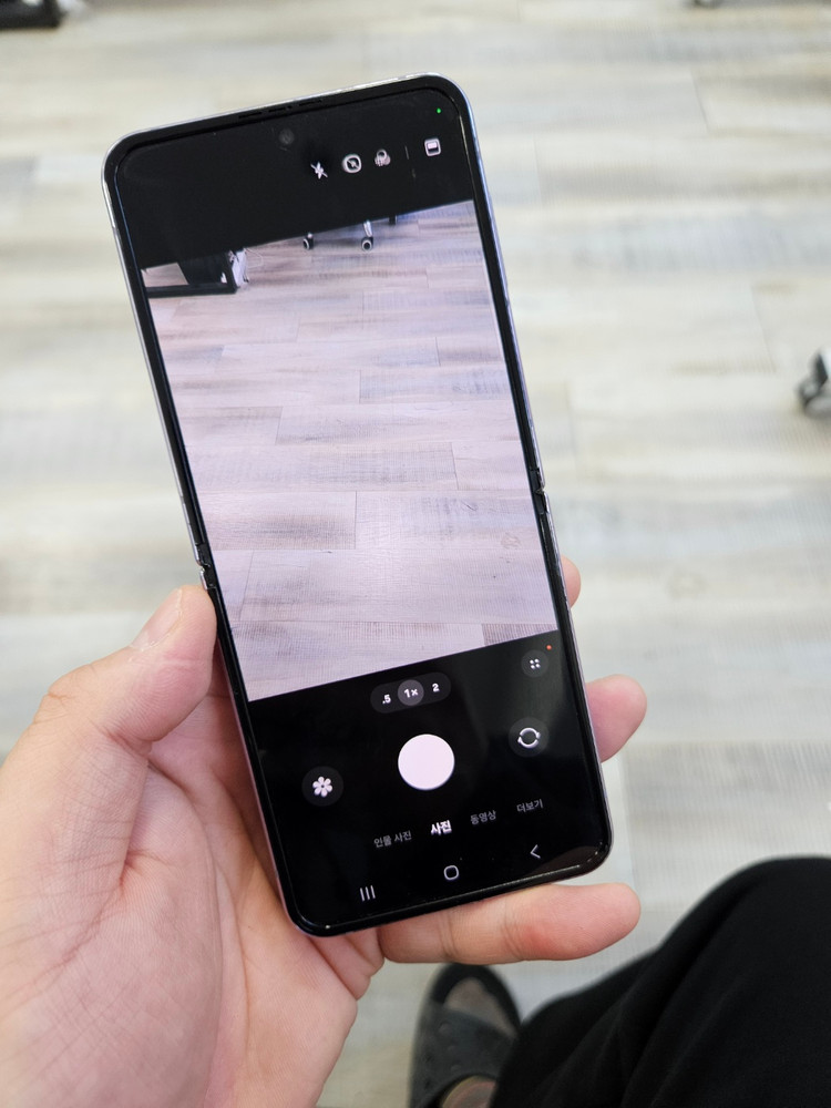 S급 새폰급 최상품 삼성 갤럭시Z플립4 판매 중고폰--6